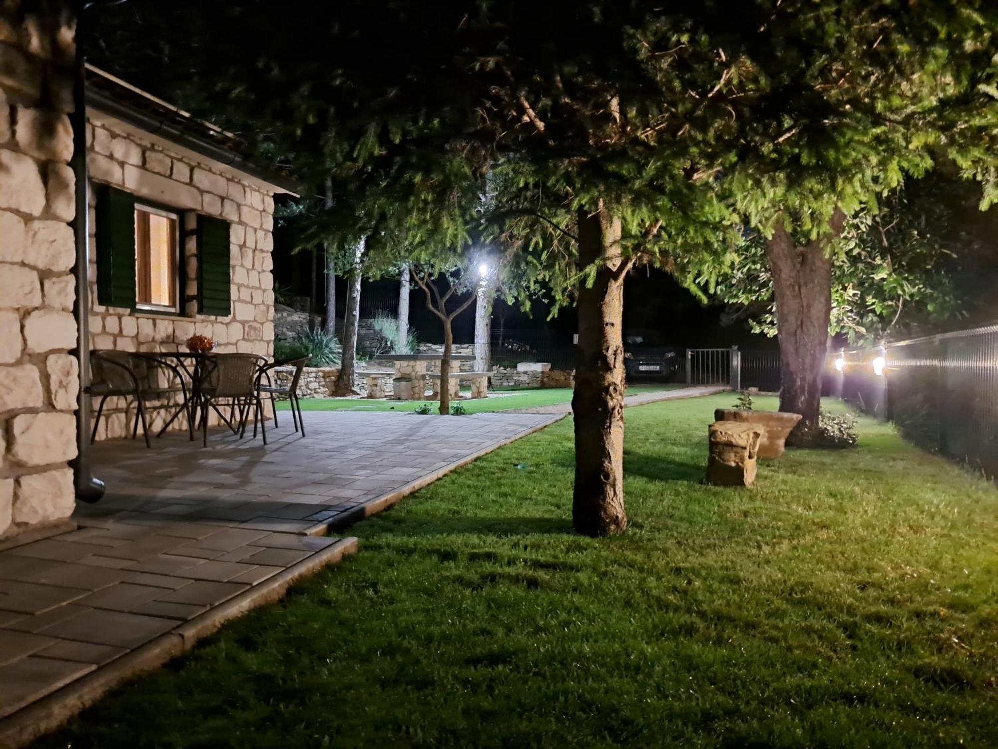 Normabella Holiday Home Tugare Exterior photo
